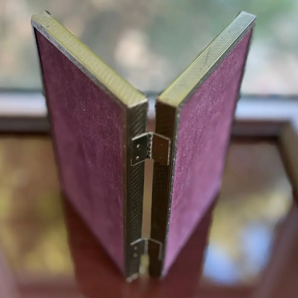 Vintage hinged double